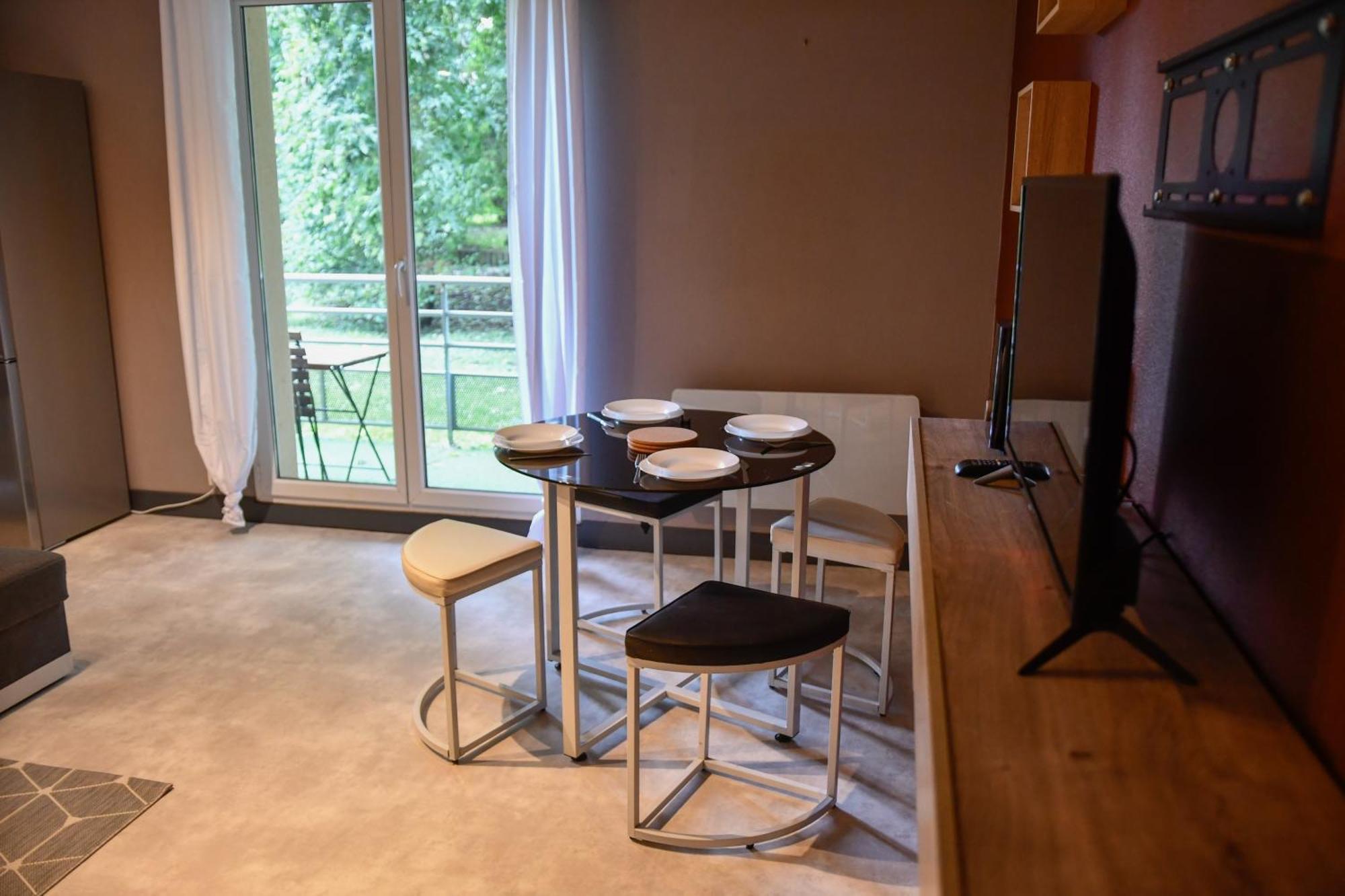 Calme Et Terrasse Privee Pres De Vichy Apartment Белерив-сюр-Алие Екстериор снимка
