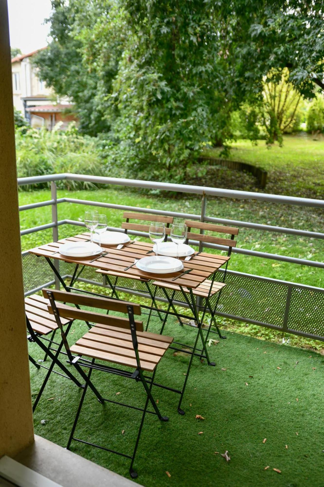 Calme Et Terrasse Privee Pres De Vichy Apartment Белерив-сюр-Алие Екстериор снимка